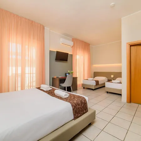 Tirreno Hotel