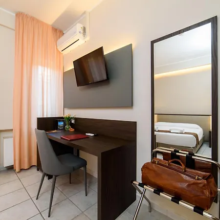 Tirreno 4*