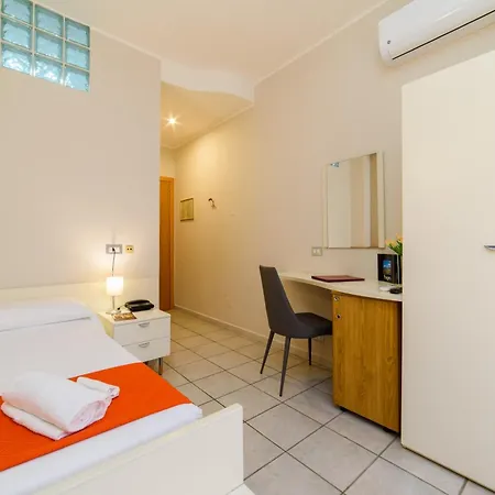 Tirreno Hotel 4*