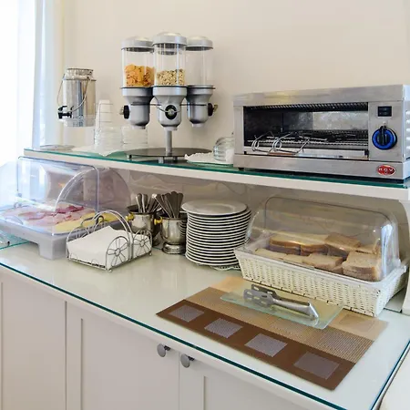 Tirreno 4* سابري