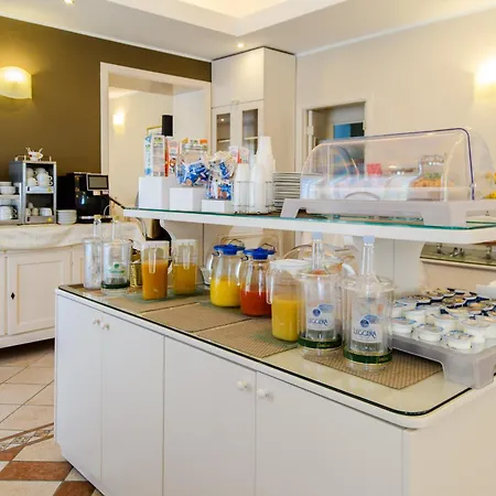 Tirreno Hotel