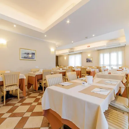 Tirreno Hotel 4*