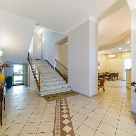 Hotel Tirreno