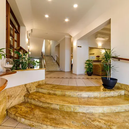 Tirreno Hotel 4*