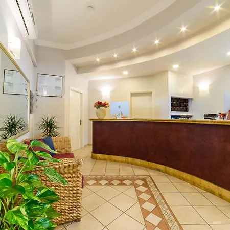 فندق Tirreno سابري