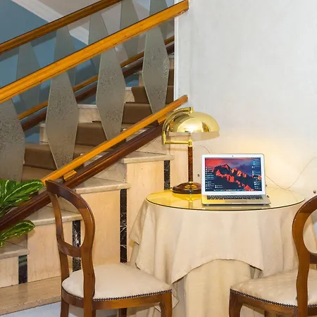 فندق Tirreno سابري