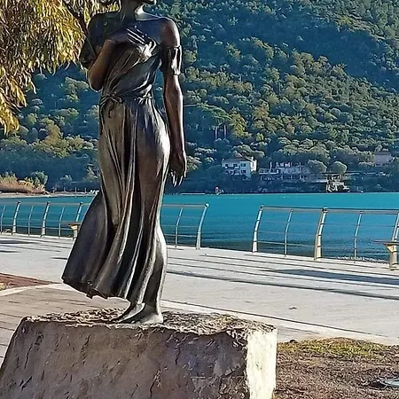 Tirreno 호텔