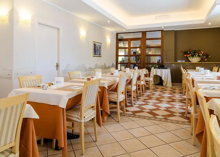 Отель Tirreno Сапри